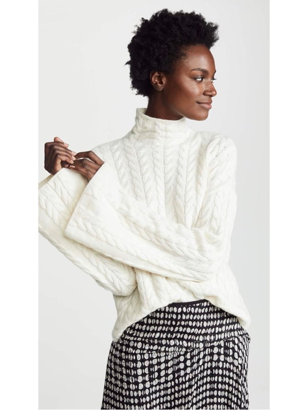 Theory Cableknit Horseshoe Turtleneck In Ivory Size Medium